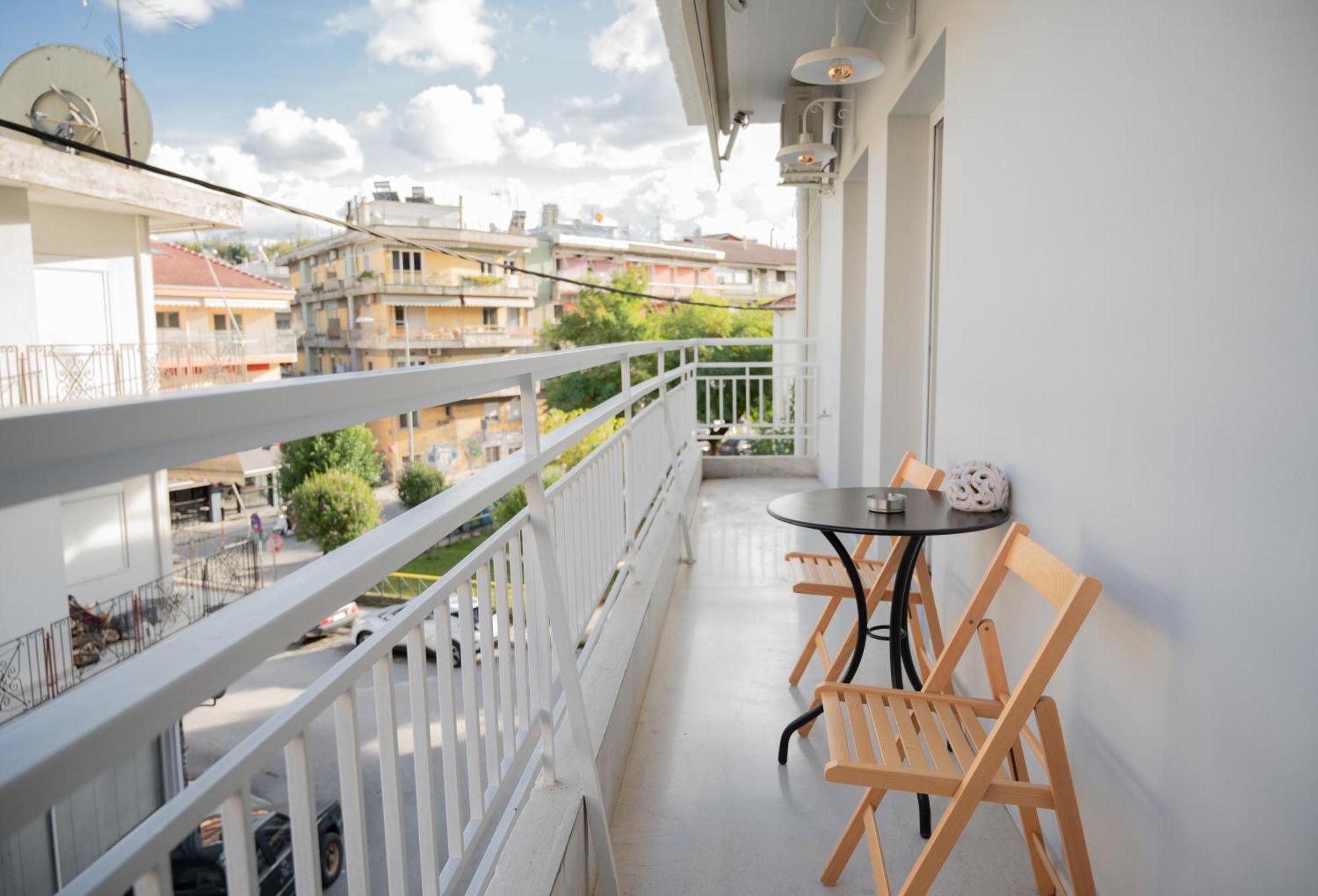Alyvia Central Apartment 1 Ioannina Bagian luar foto