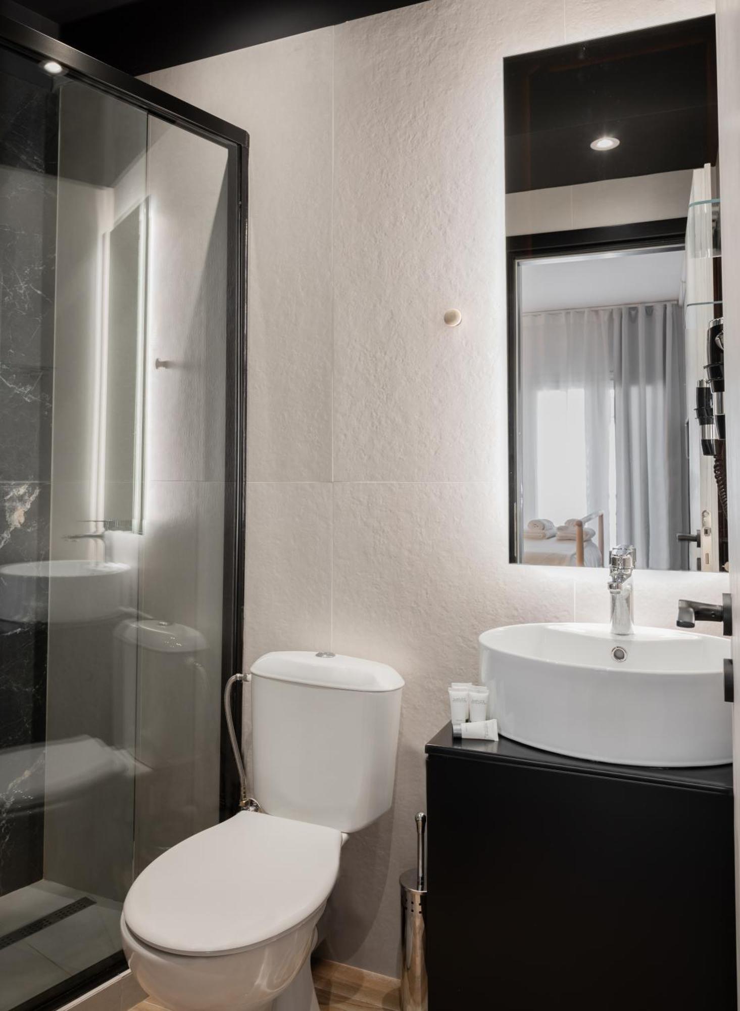 Alyvia Central Apartment 1 Ioannina Bagian luar foto